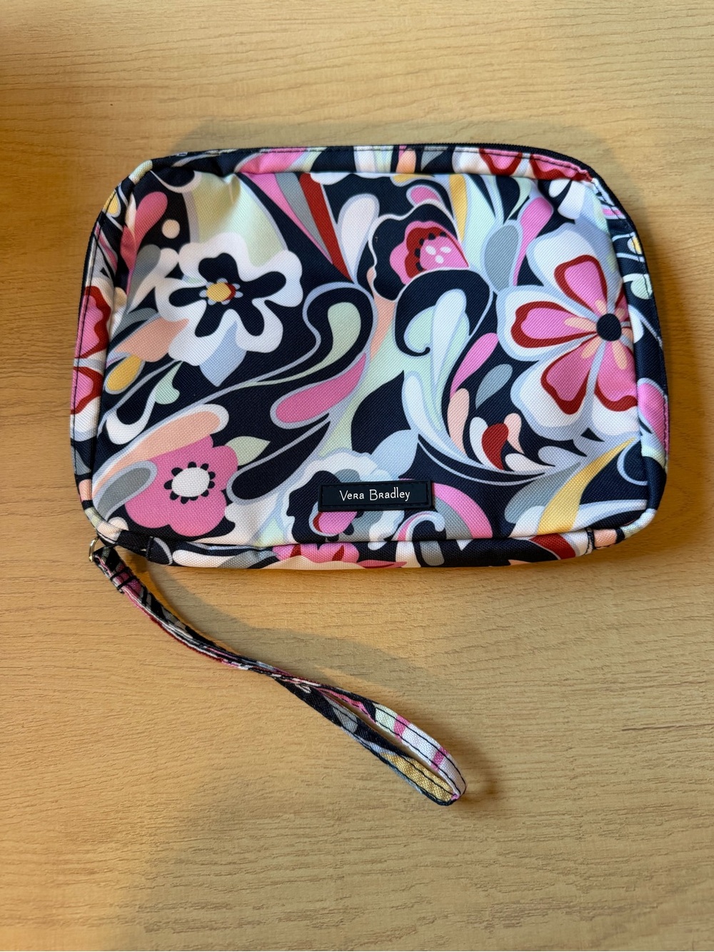 Vera Bradley Multicolor Floral Wristlet Pouch Travel Wipes